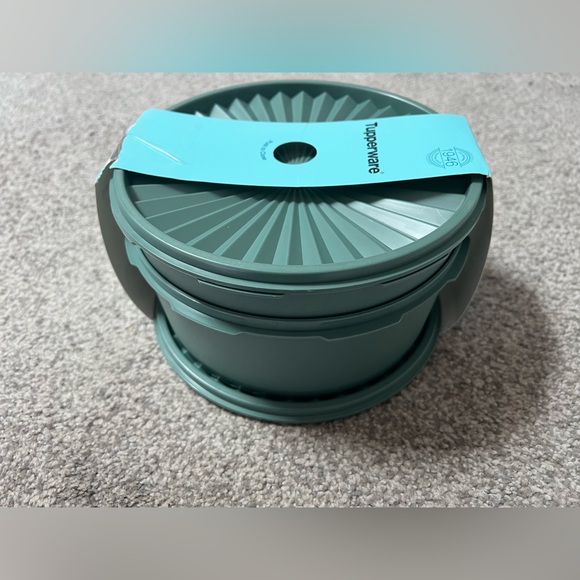 New Tupperware Heritage Canister Set - Picture 5 of 8